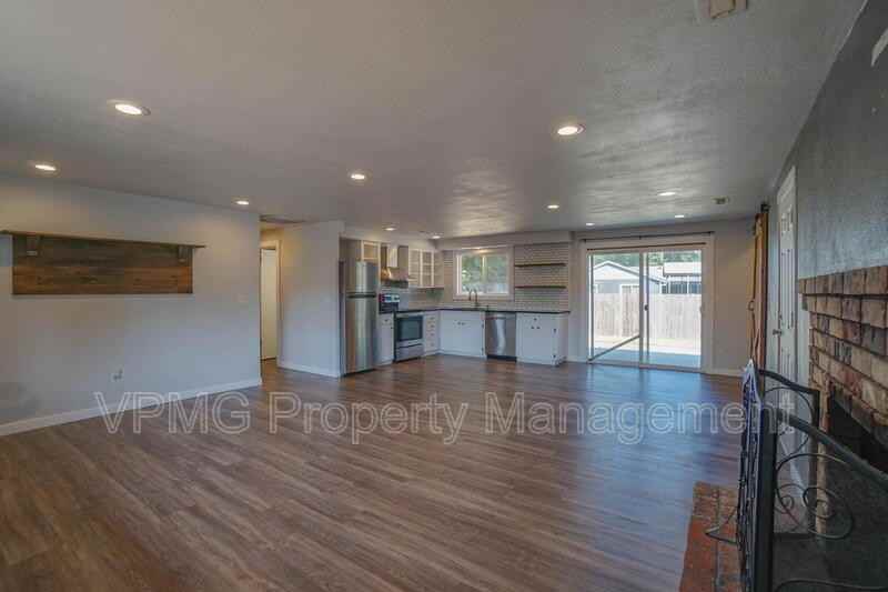 3513 Ne 135th Ave - Photo 7 of 32