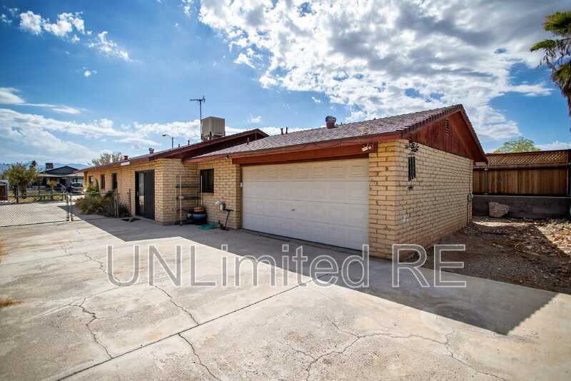 1385 Church Dr - Photo 4 of 26