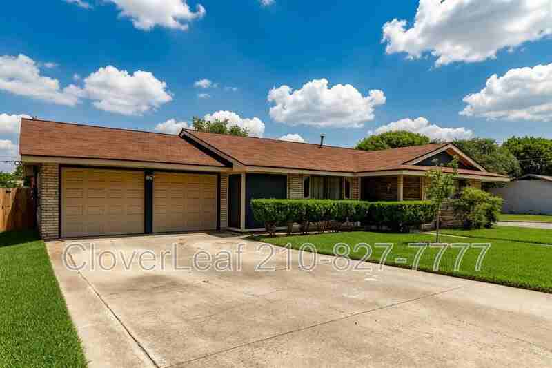 3503 Clearfield Dr - Photo 3 of 38