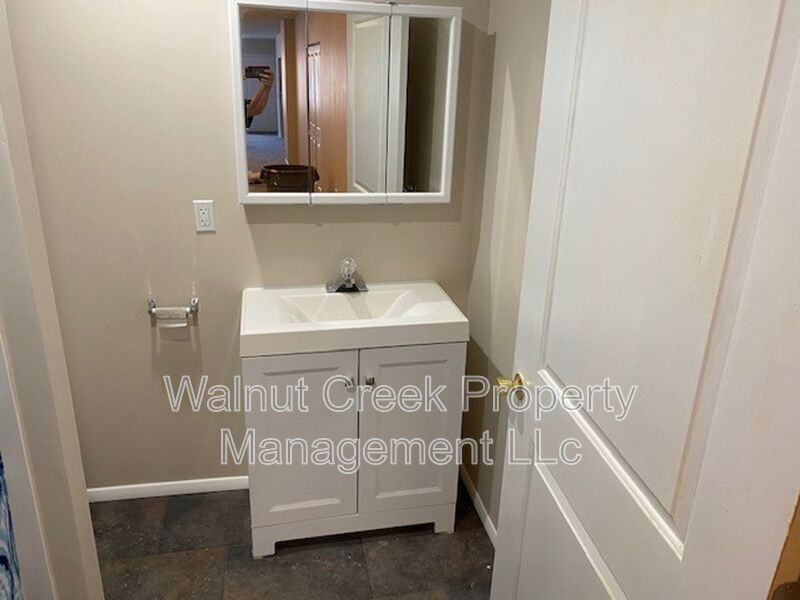 808 East Erie Down - Photo 6 of 13