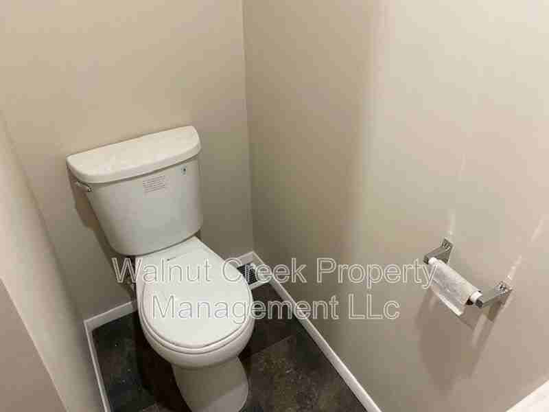 808 East Erie Down - Photo 7 of 13