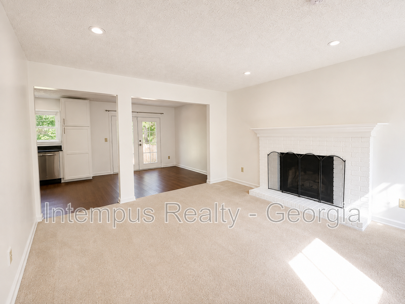 10440 Virginia Pine Ln - Photo 7 of 25