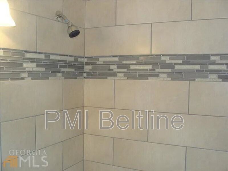 2881 Monterey Dr - Photo 3 of 11