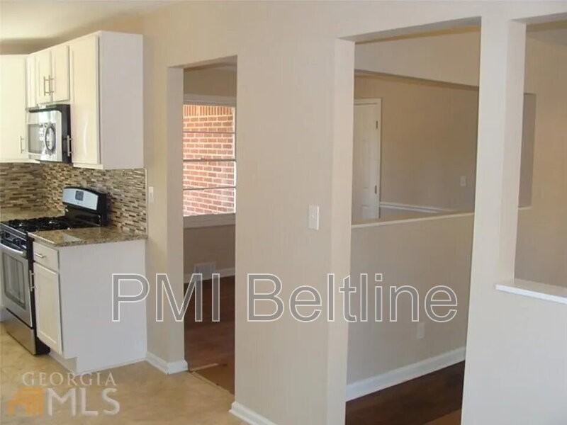 2881 Monterey Dr - Photo 3 of 12