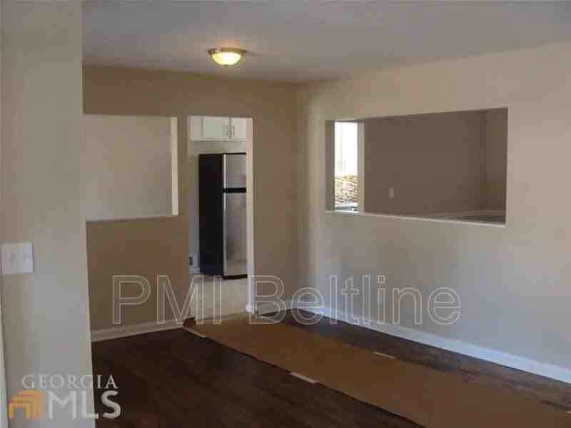 2881 Monterey Dr - Photo 2 of 12