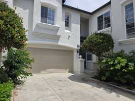 featured image of 162 Seacountry Ln