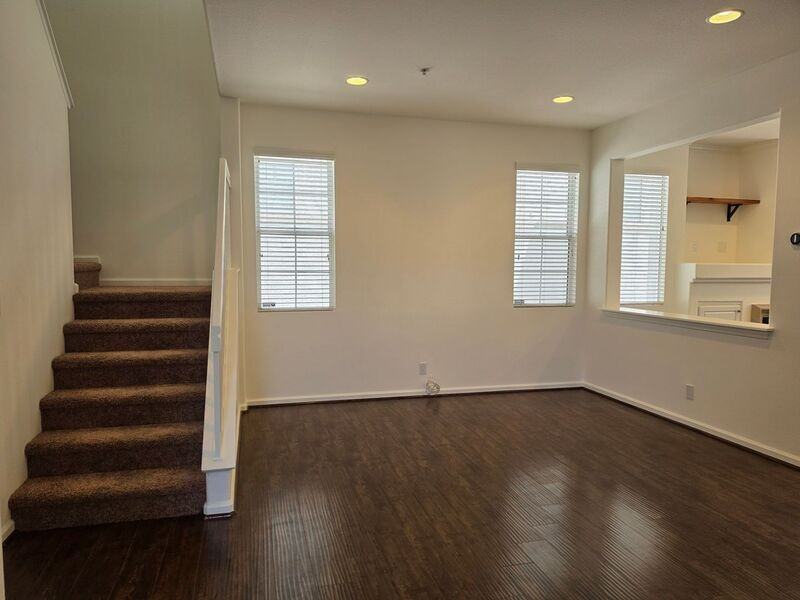 162 Seacountry Ln - Photo 5 of 50