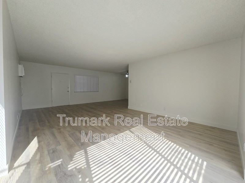 417 N Los Robles Ave #1 - Photo 2 of 12