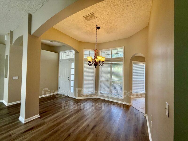 1523 Quail Wood Ct - Photo 4 of 42