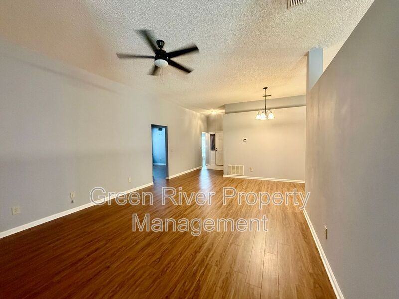 1976 Harbor Island Dr - Photo 5 of 37