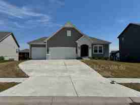 18805 Skyview Ln - Photo 1 of 1