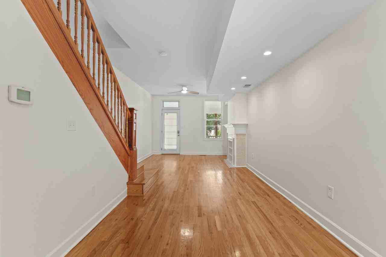 3415 Keswick Rd - Photo 3 of 21