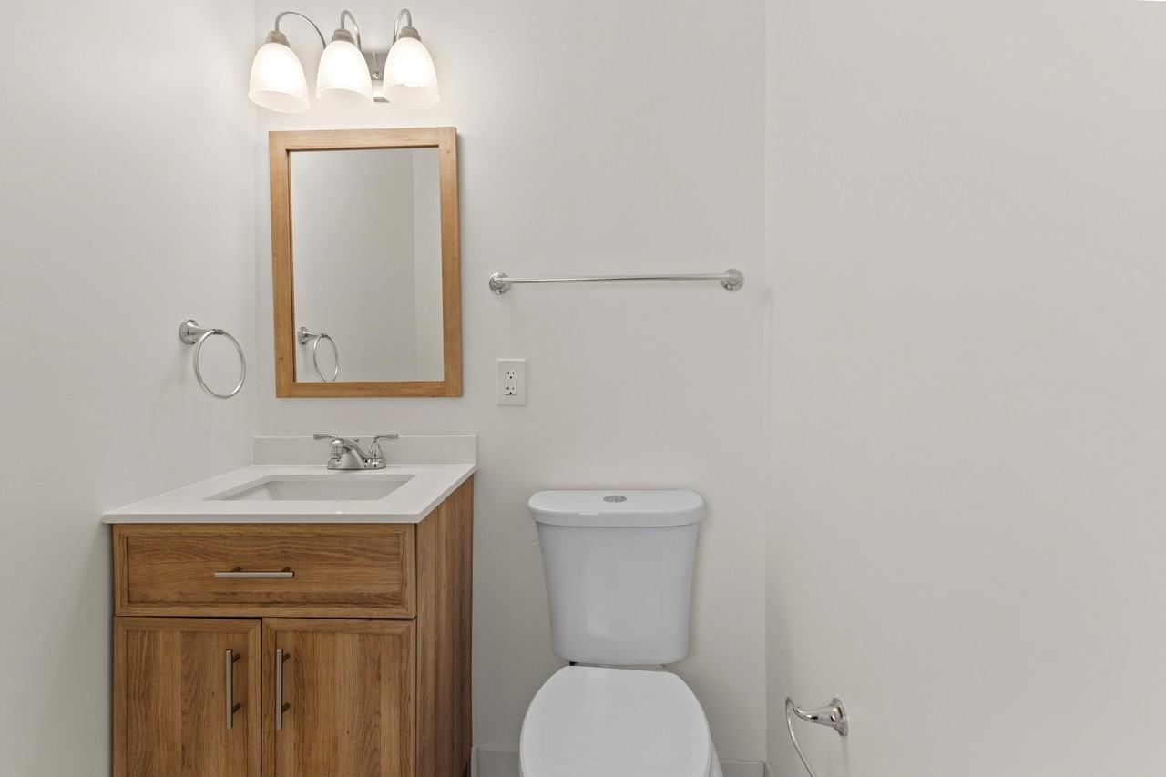 3415 Keswick Rd - Photo 4 of 21