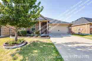 921 Evergreen St - Photo 1 of 1