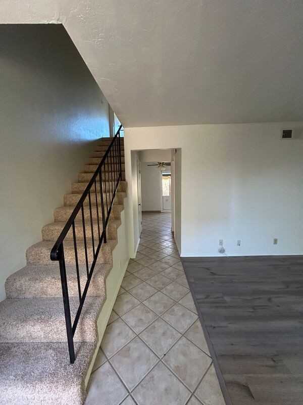 10546 Kerrigan Ct - Photo 6 of 26