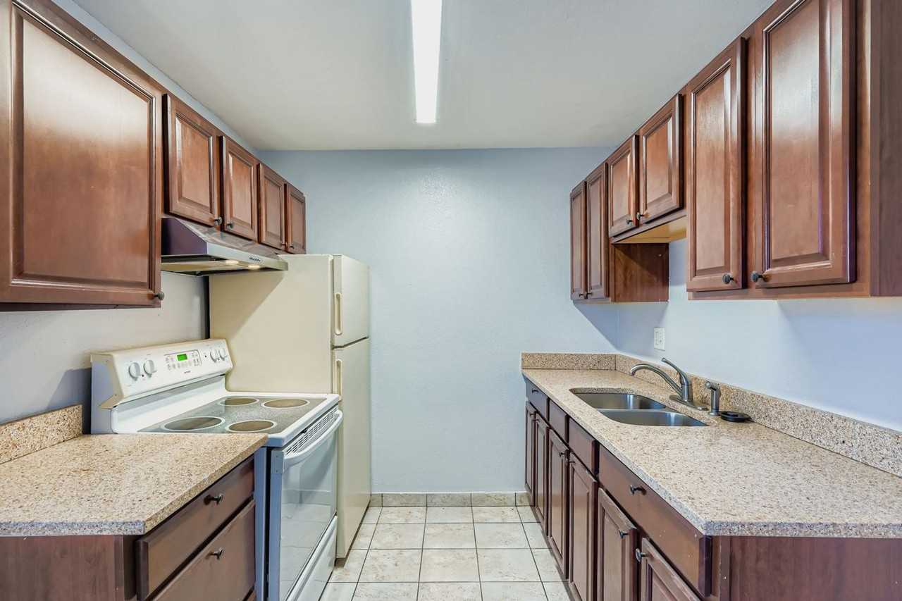 2882 Eliot Cir #201 - Photo 3 of 13
