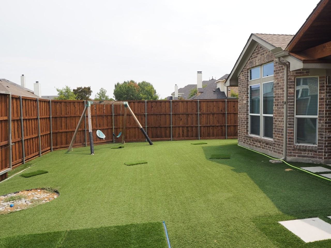 14012 Badger Creek Dr - Photo 5 of 43