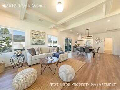 18412 Devlin Ave - Photo 3 of 12