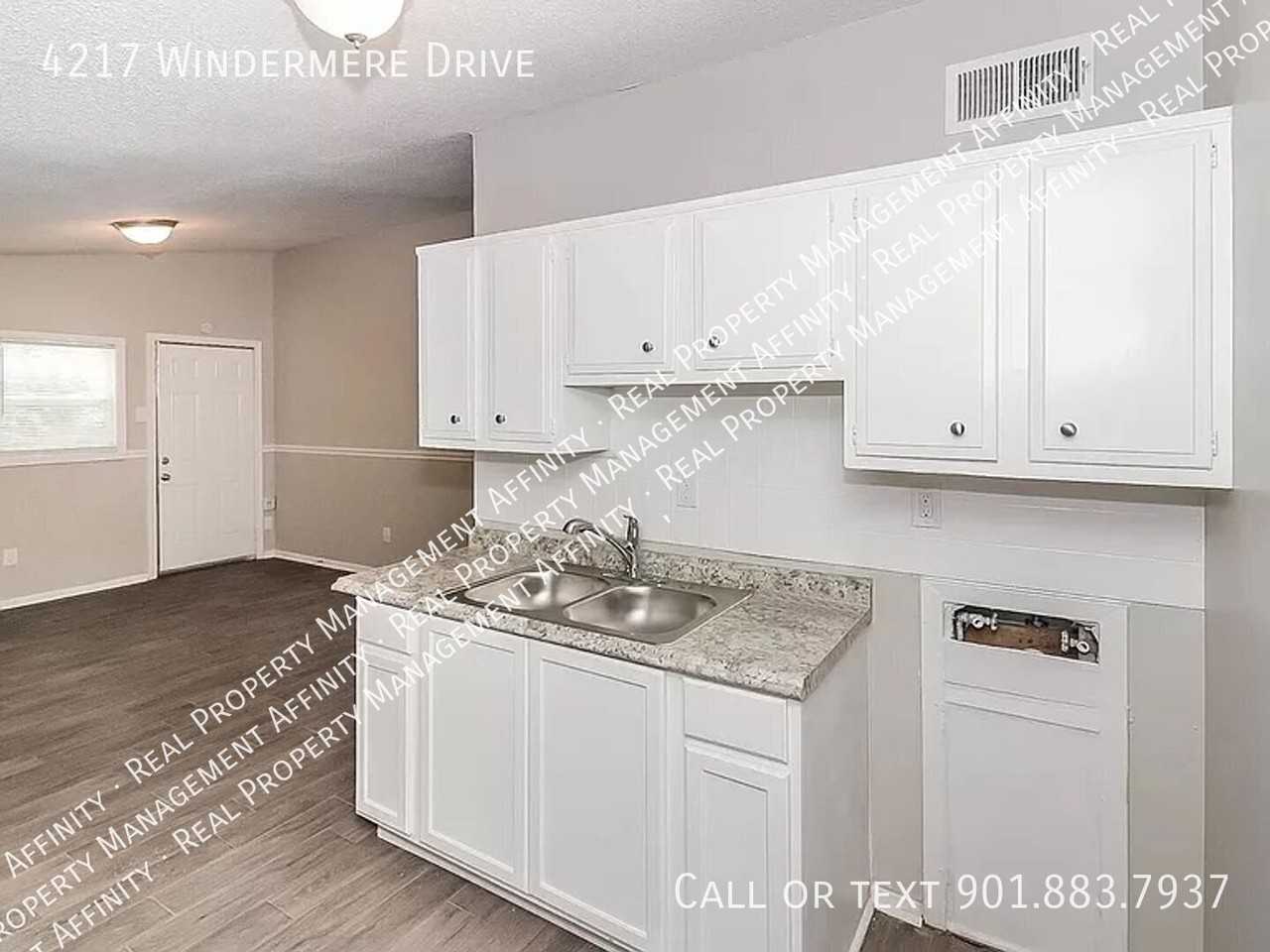 4217 Windermere Rd - Photo 6 of 14