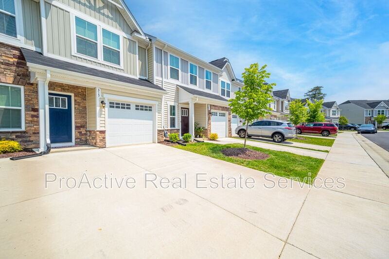 317 Capeside Ct - Photo 2 of 32