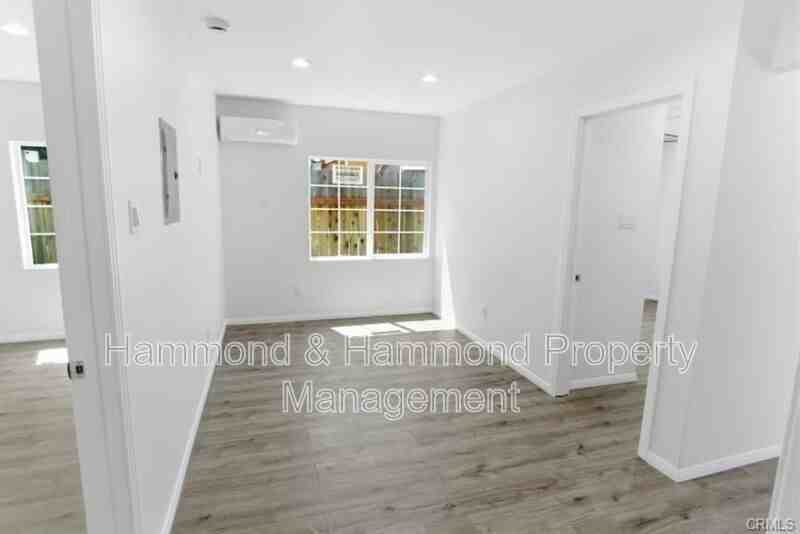 20249 Parthenia St - Photo 7 of 8