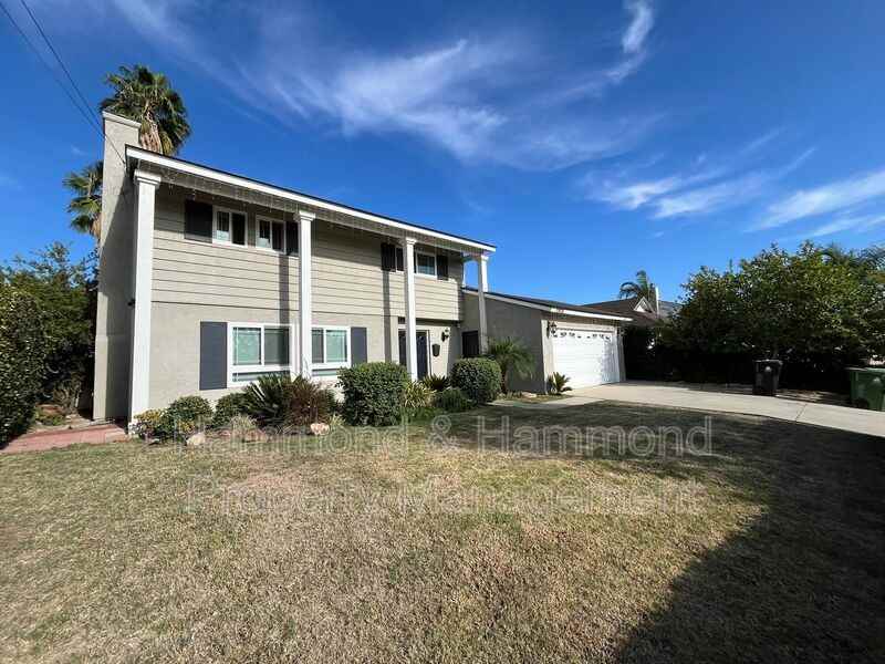 10436 Amestoy Ave - Photo 2 of 31