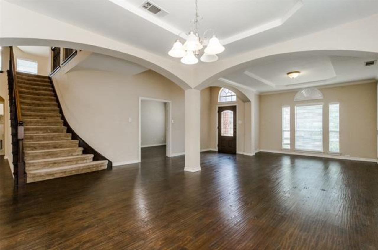 107 Pinedale Dr - Photo 4 of 41