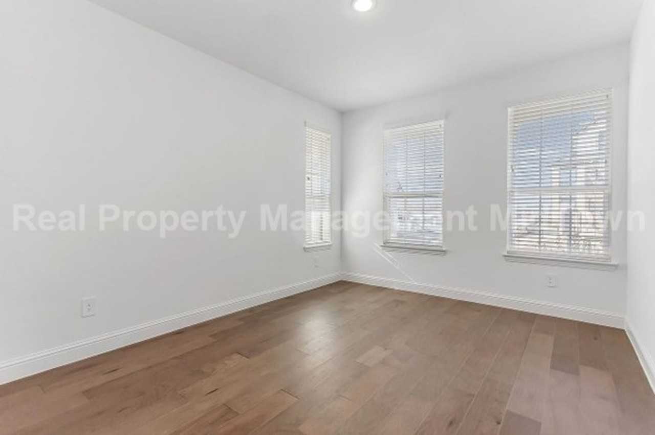 3700 Pelican Rest Way - Photo 6 of 37
