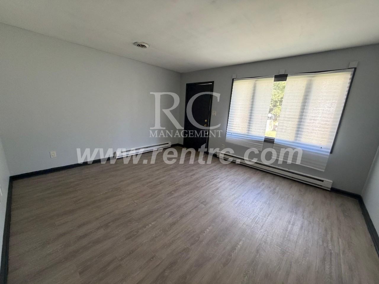 1214 James St - Photo 7 of 11
