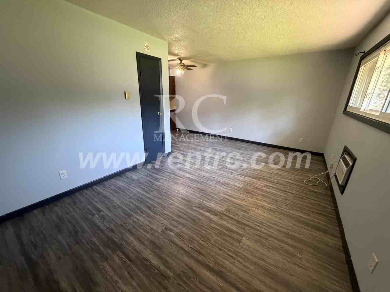 42 Schultz St Apt A - Photo 6 of 9