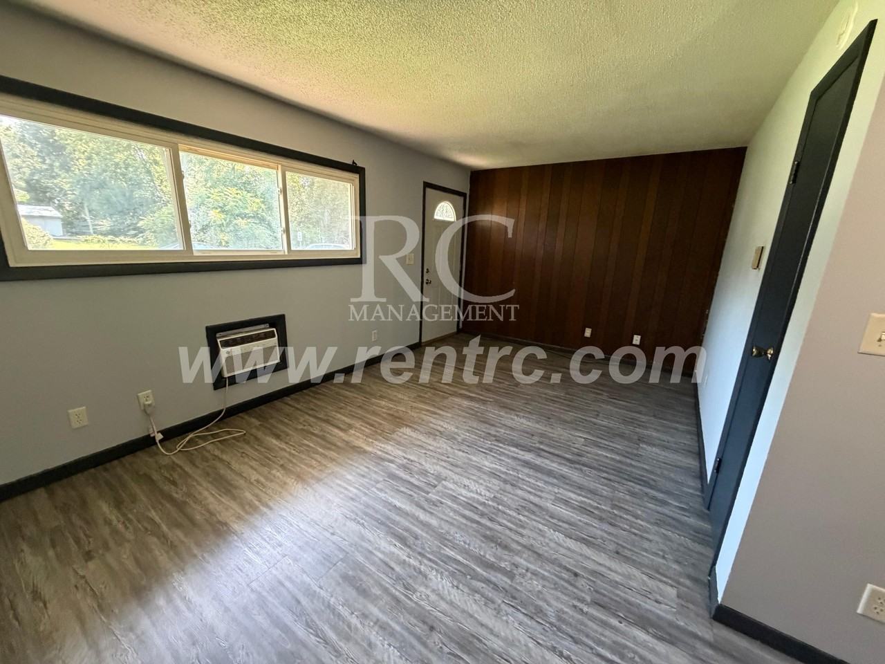 42 Schultz St Apt A - Photo 7 of 9
