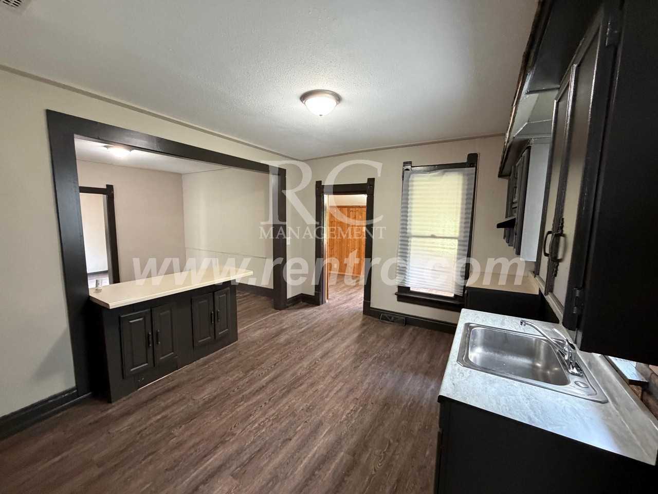25 N Alexander St #S - Photo 3 of 20
