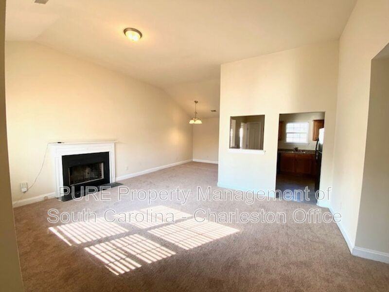 229 Equinox Cir - Photo 4 of 38