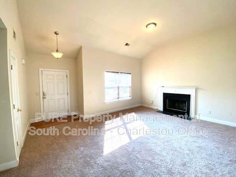 229 Equinox Cir - Photo 6 of 38
