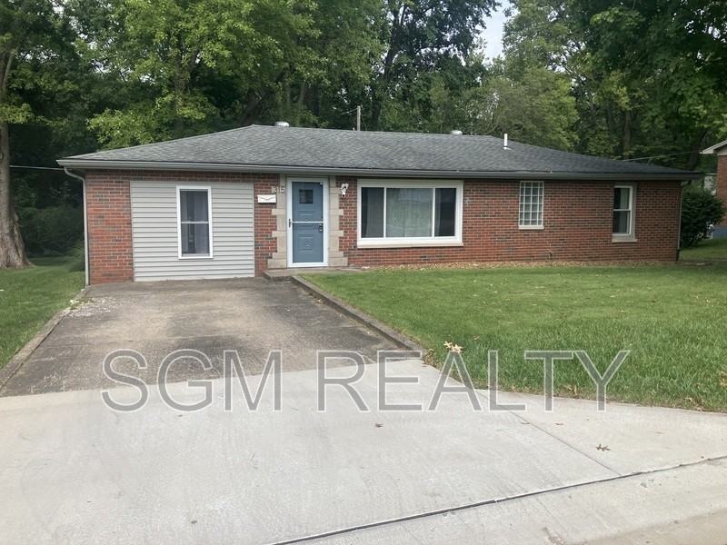 315 N Cedar St - Photo 2 of 17