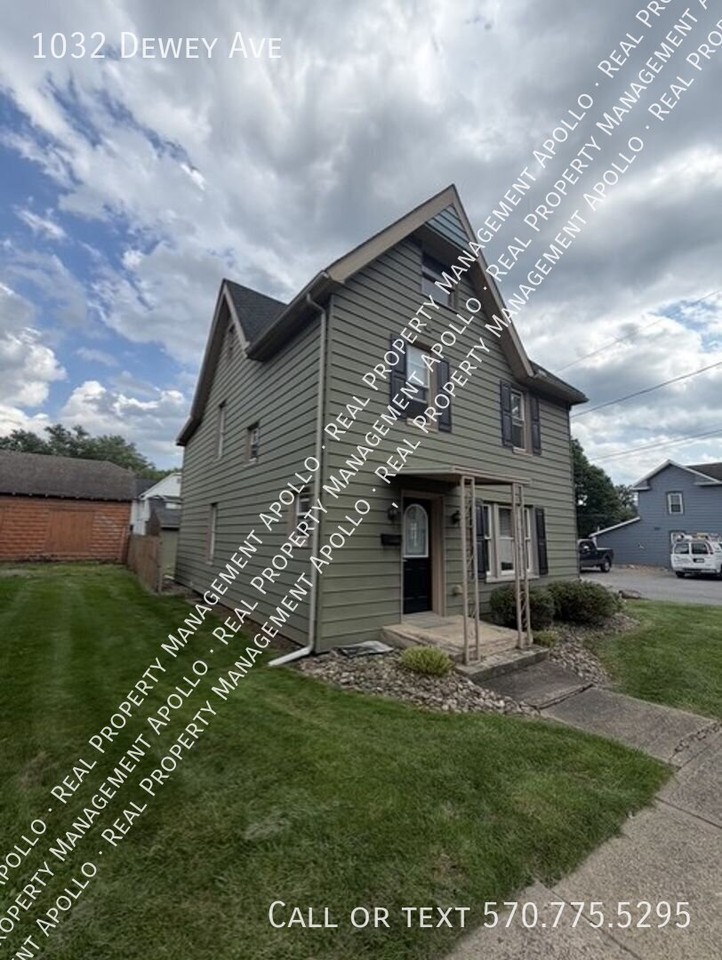 1032 Dewey Ave - Photo 2 of 23