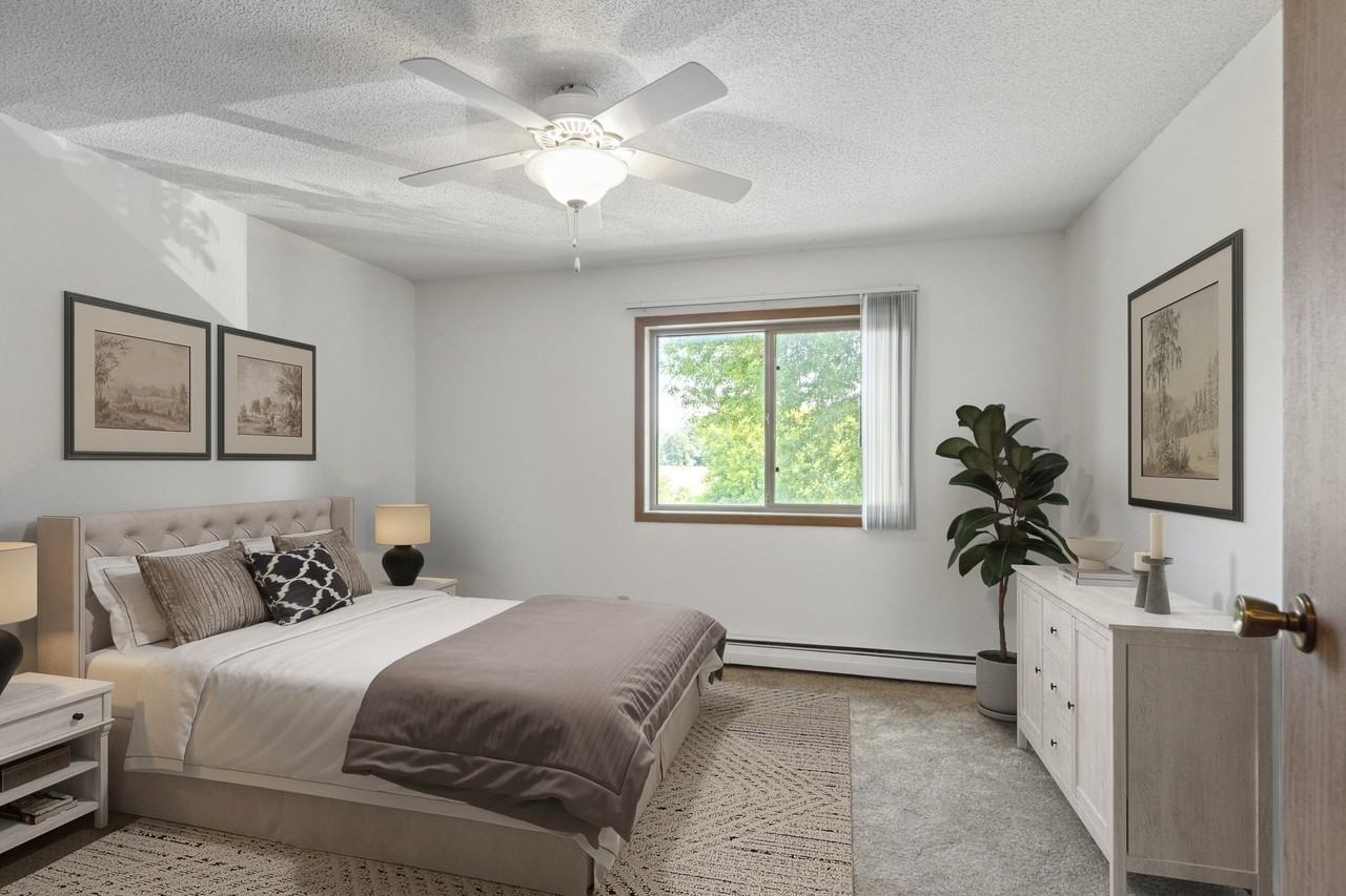 Silver Ridge - Photo 5 of 22