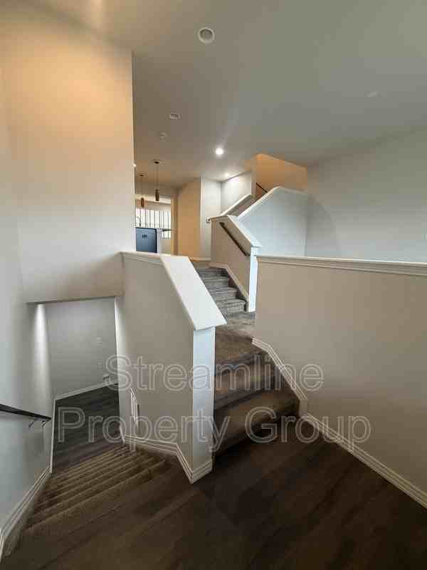 589 Gallegos Cir - Photo 5 of 44