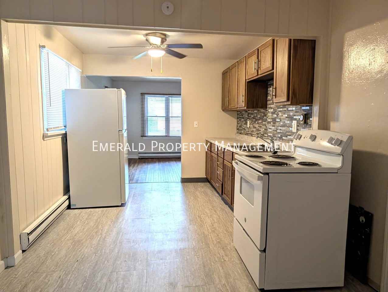 2720 Prial Ave - Photo 4 of 15