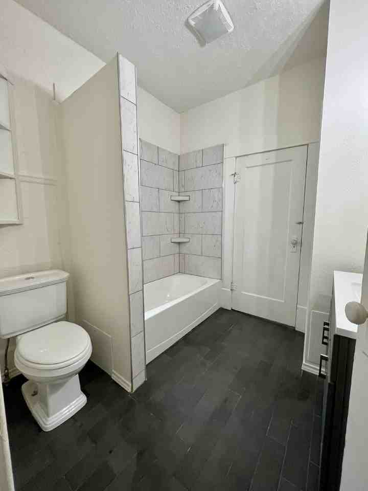 344 S Wheeling Ave - Photo 5 of 12