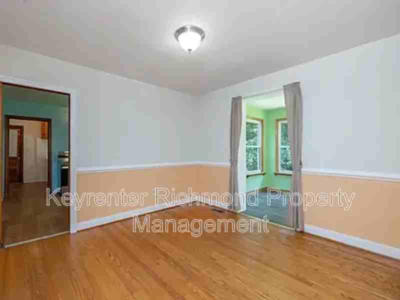 2811 Bon Oaks Ln - Photo 5 of 28