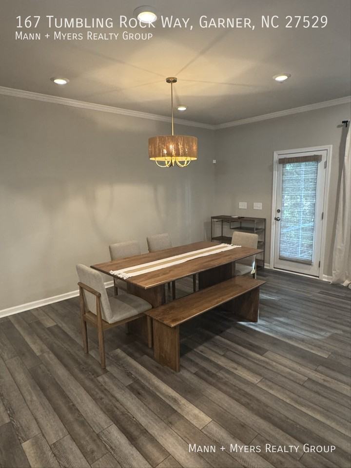 167 Tumbling Rock Way - Photo 5 of 22