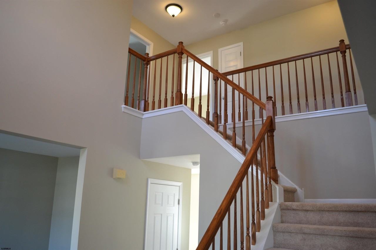 118 Woodberry Dr - Photo 3 of 24