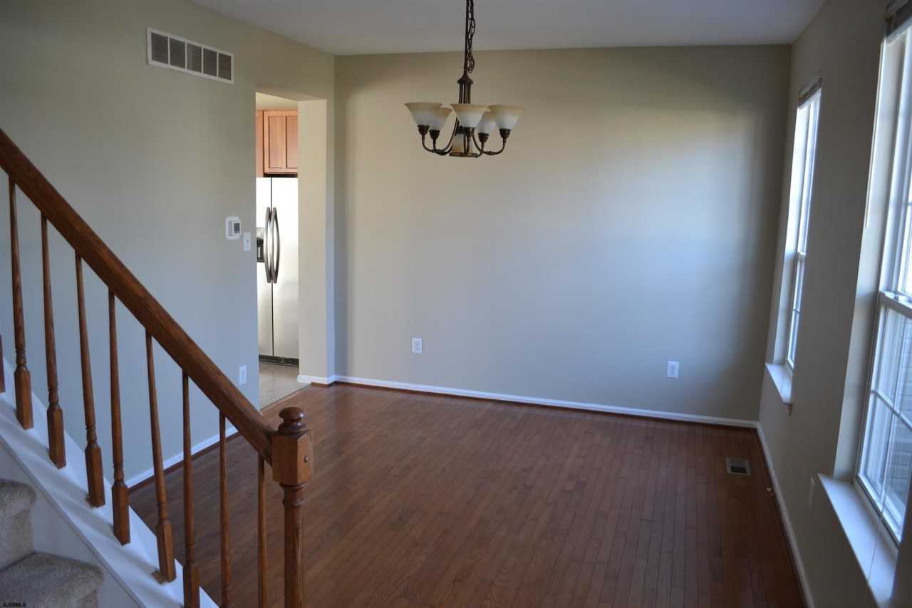 118 Woodberry Dr - Photo 4 of 24