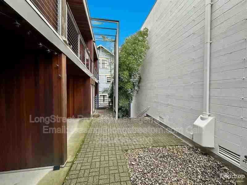722 Nw 24th Ave #110 - Photo 2 of 18