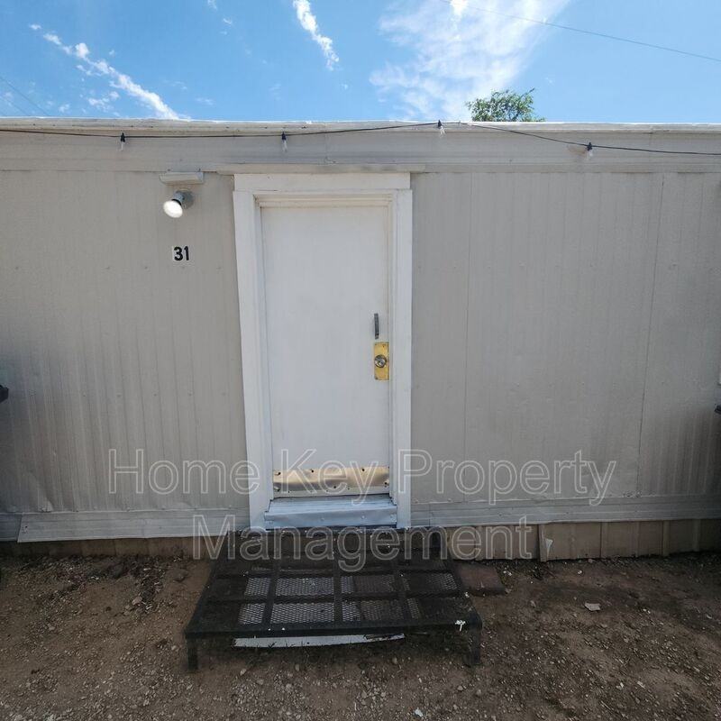 677 (333)Wn - Photo 2 of 8