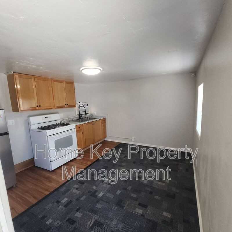 677 (333)Wn - Photo 3 of 8