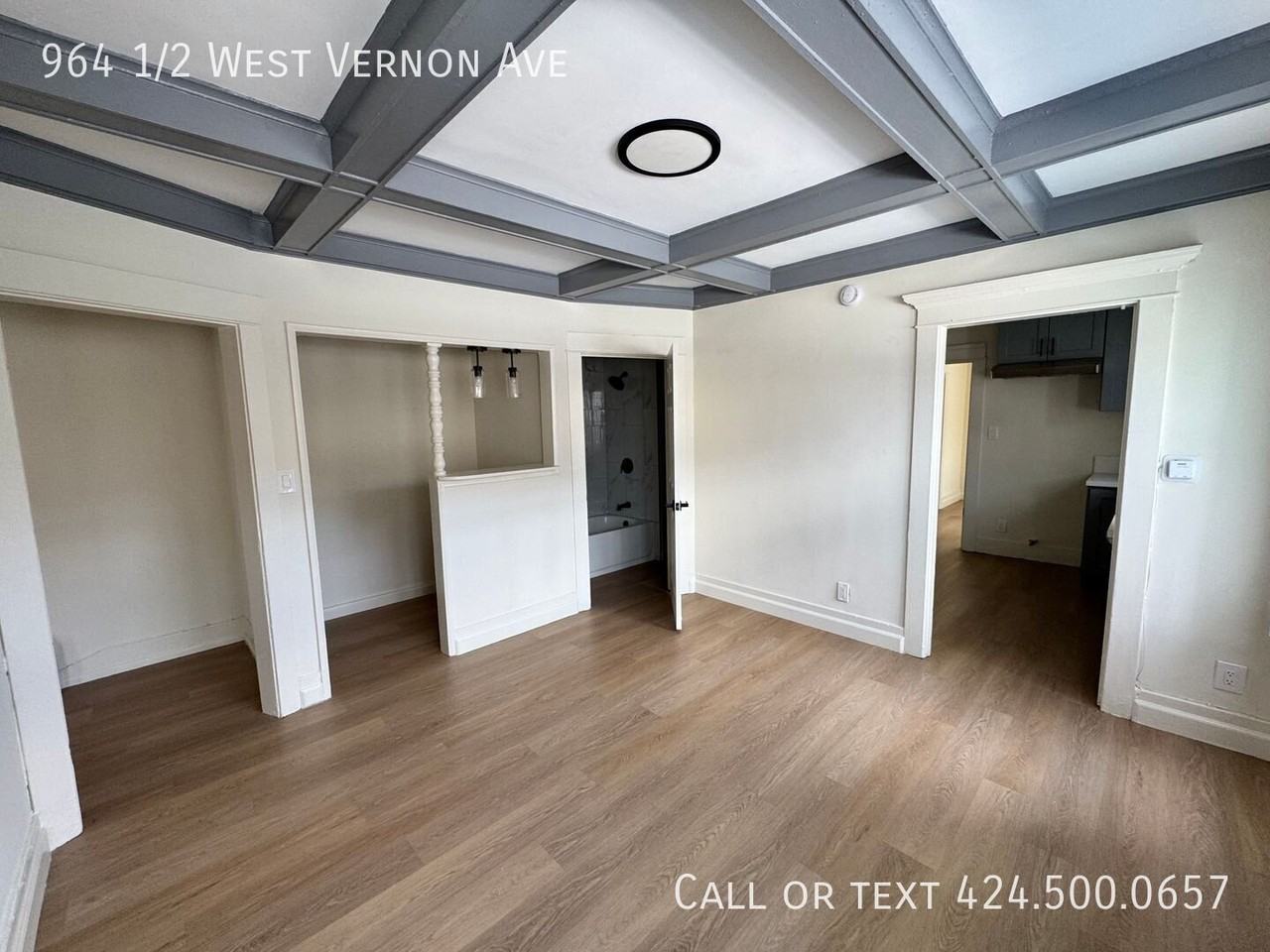 964 1/2 W Vernon Ave - Photo 2 of 15