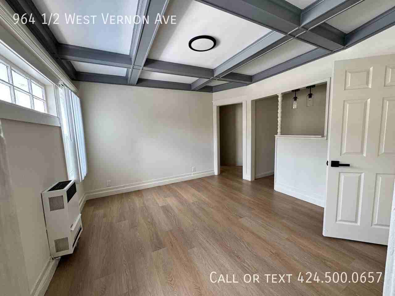 964 1/2 W Vernon Ave - Photo 3 of 15