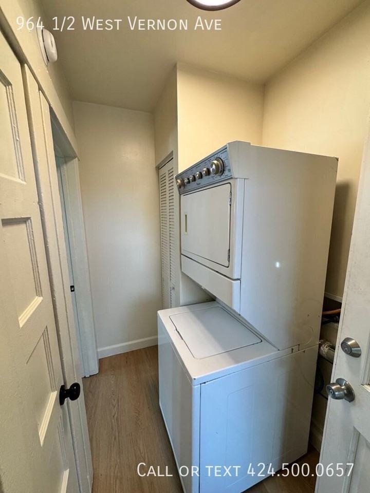 964 1/2 W Vernon Ave - Photo 7 of 15